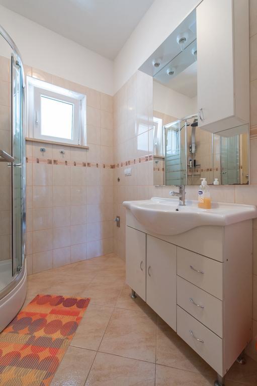 Apartment Puko Bol Zimmer foto
