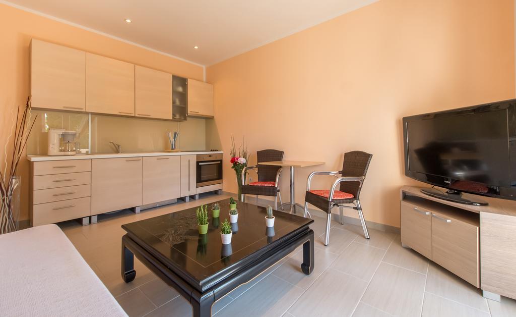 Apartment Puko Bol Zimmer foto