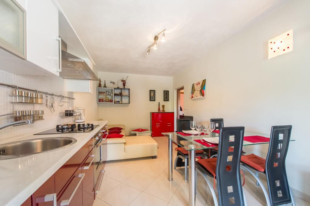 Apartment Puko Bol Zimmer foto
