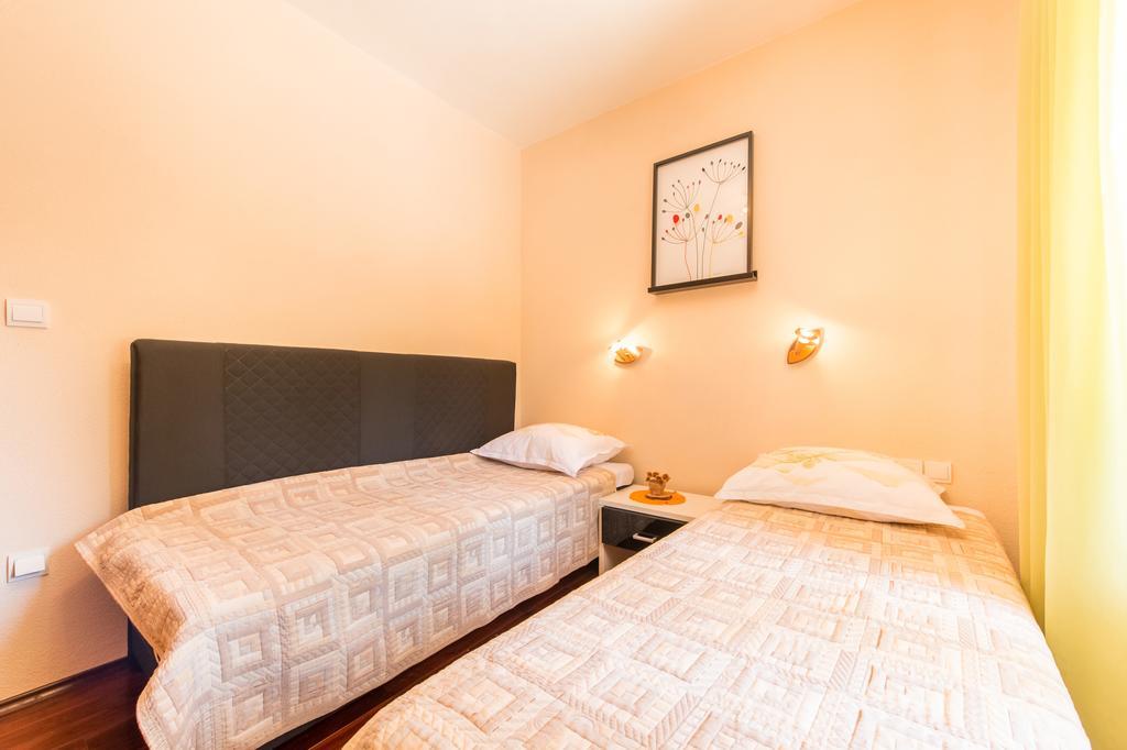 Apartment Puko Bol Zimmer foto